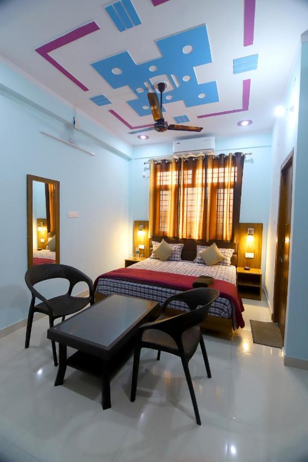 Hotel Comfort Inn Homestay Dehradun Exterior foto